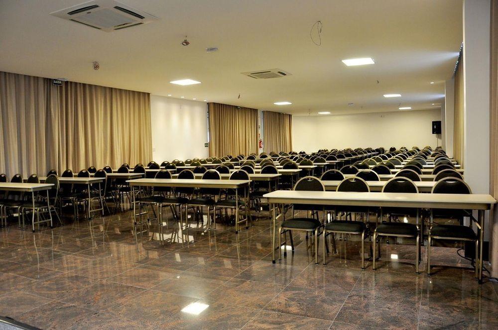 Galatas Golden Hotel Patos de Minas Ngoại thất bức ảnh