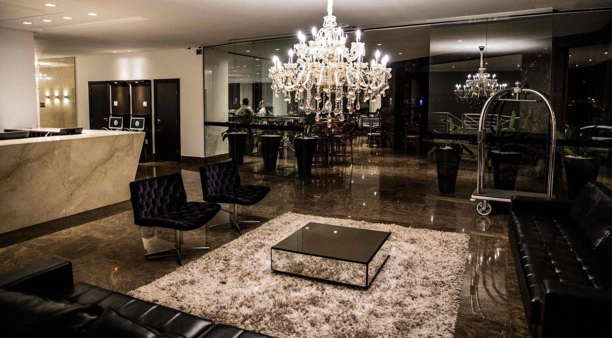 Galatas Golden Hotel Patos de Minas Ngoại thất bức ảnh